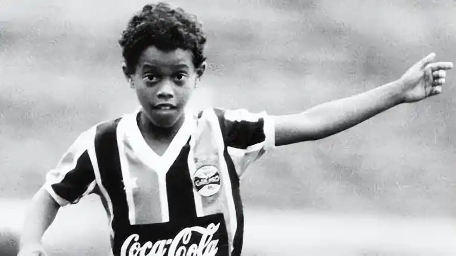 目光锁定在 目光锁定在