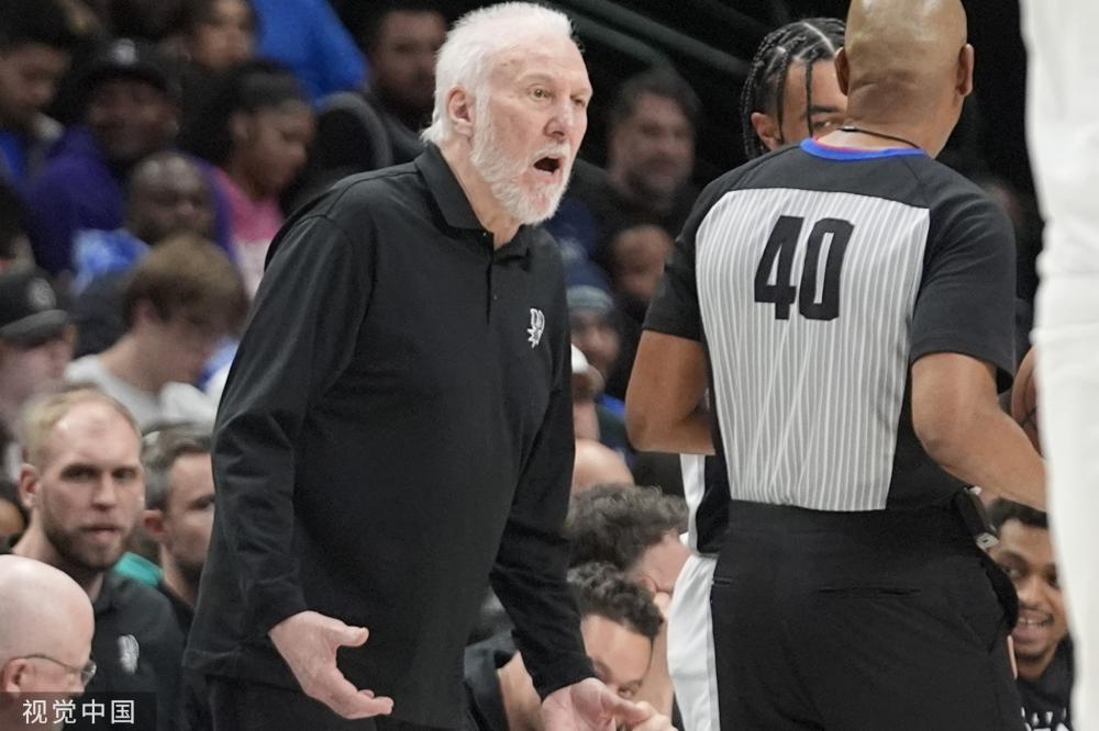 所以他在每 所以他在每